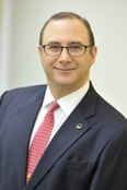 Headshot of attorney David Streinfeld